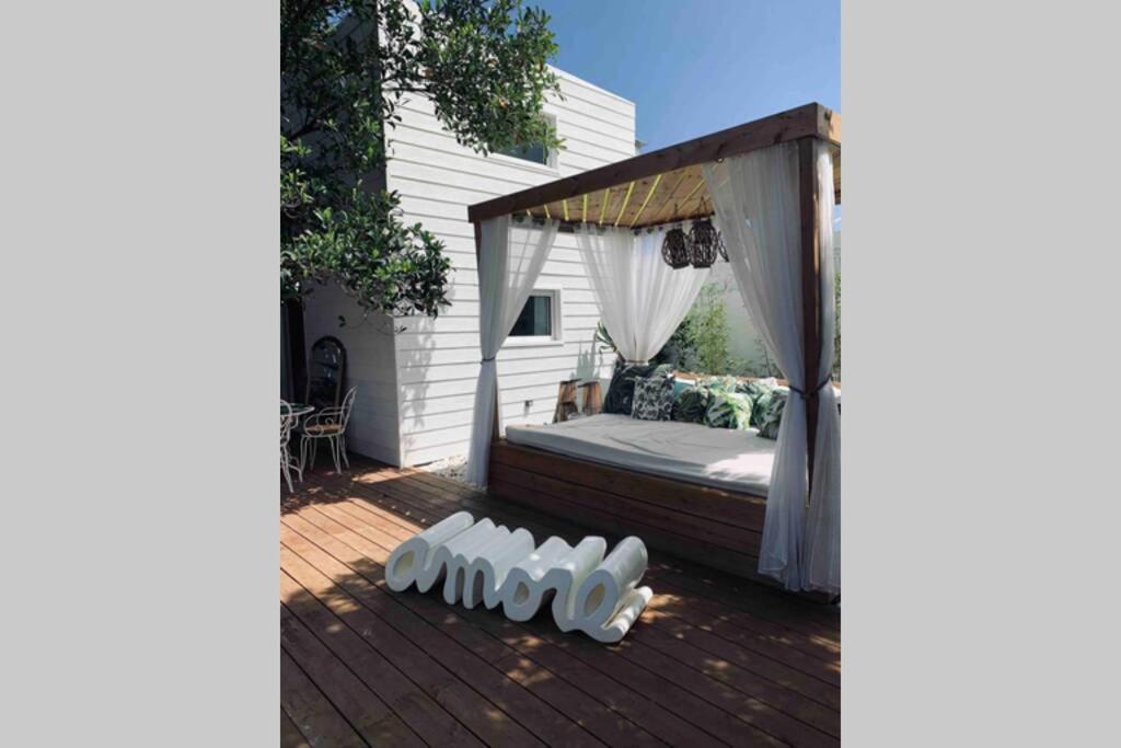 La Caze Amoremieve Pour Un Sejour Cozy A St Pierre Saint Pierre Eksteriør billede